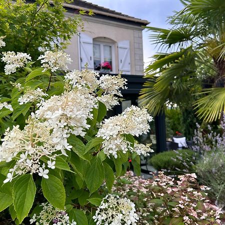 Les Suites Champenoises Tinqueux Εξωτερικό φωτογραφία