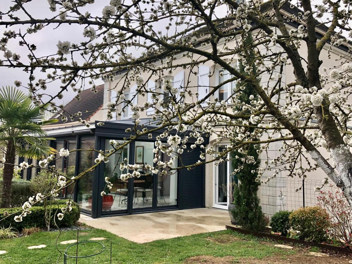 Les Suites Champenoises Tinqueux Εξωτερικό φωτογραφία